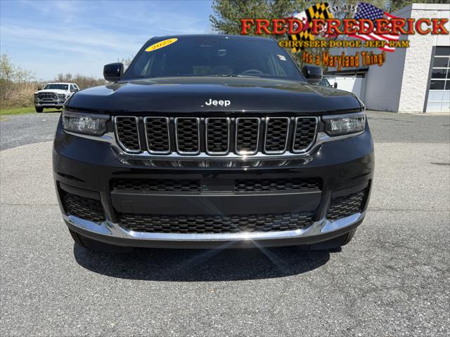 2025 Jeep Grand Cherokee L Laredo X 4x4 2025 Jeep Grand Cherokee L Laredo X 4x4