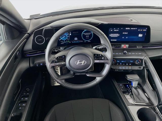 2025 Hyundai Elantra Hybrid SEL Sport
