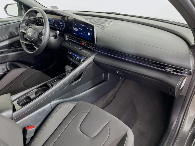 2025 Hyundai Elantra Hybrid SEL Sport