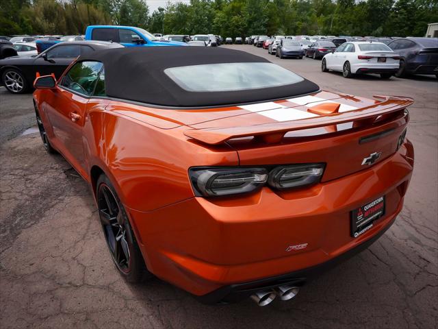 2023 Chevrolet Camaro RWD Convertible 2LT