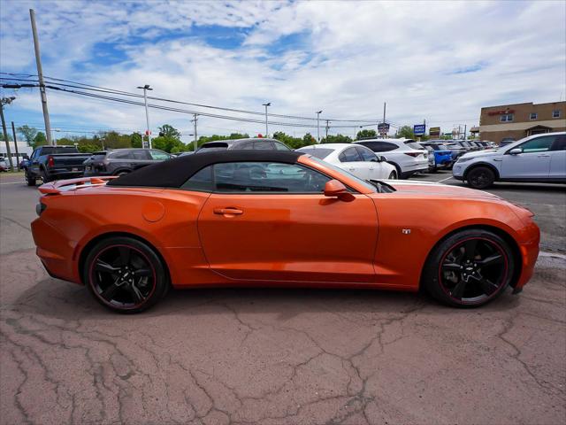 2023 Chevrolet Camaro RWD Convertible 2LT