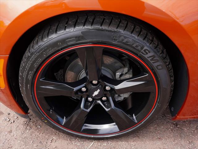 2023 Chevrolet Camaro RWD Convertible 2LT