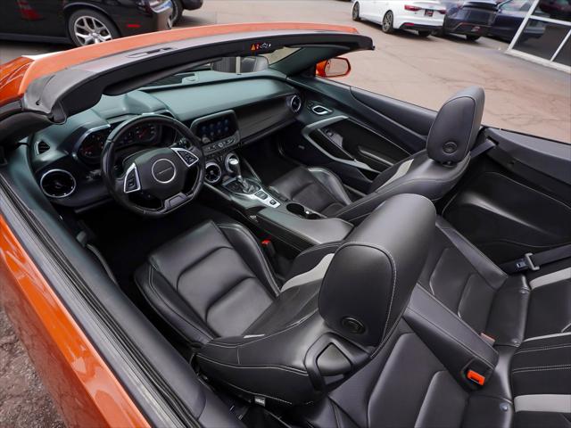 2023 Chevrolet Camaro RWD Convertible 2LT