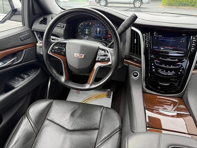 2020 Cadillac Escalade ESV 4WD Luxury