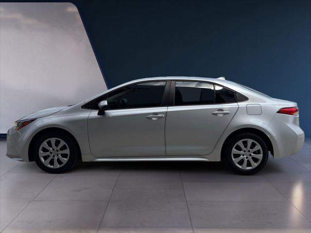 Used 2021 Toyota Corolla LE with VIN 5YFEPMAEXMP169084 for sale in Laredo, TX