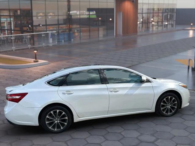 2017 Toyota Avalon XLE