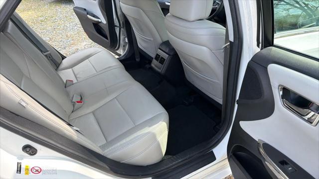 2017 Toyota Avalon XLE