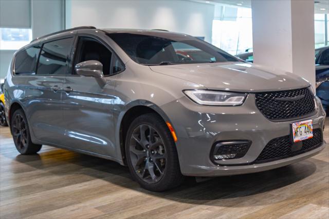 2021 Chrysler Pacifica Touring L