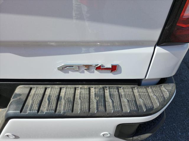 2026 GMC Sierra 1500 Crew Cab, Short Bed, AT4, 4WD