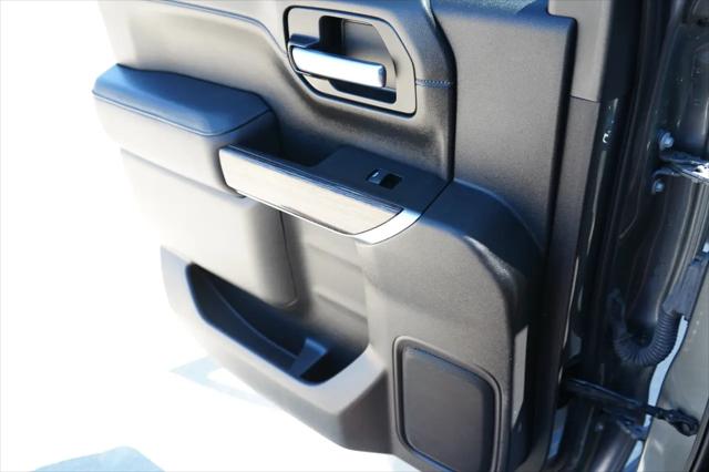 2021 GMC Sierra 1500 4WD Crew Cab Short Box Elevation