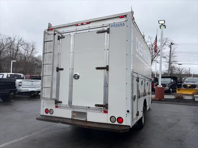2016 Chevrolet Express Cutaway 3500
