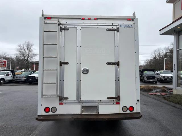 2016 Chevrolet Express Cutaway 3500