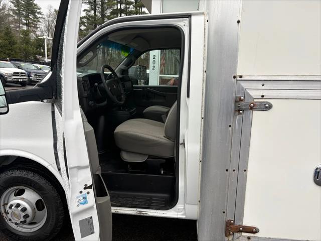 2016 Chevrolet Express Cutaway 3500