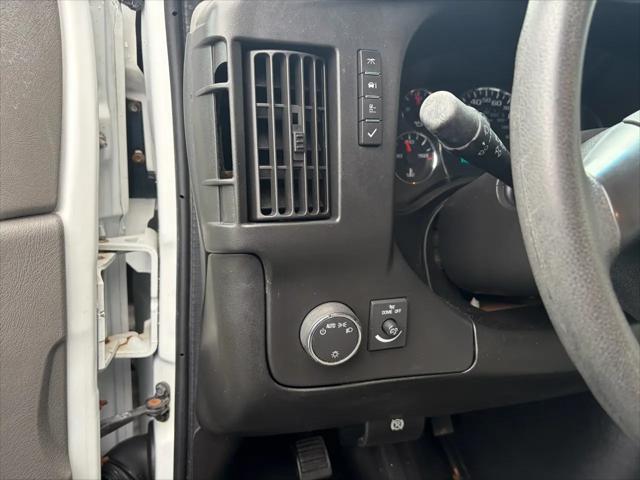 2016 Chevrolet Express Cutaway 3500