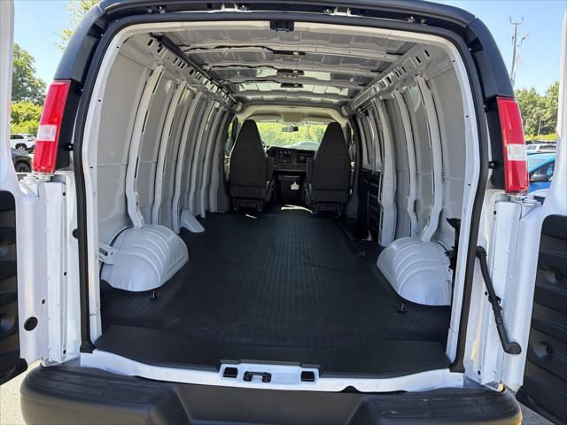 2026 GMC Savana Cargo 3500 Extended Wheelbase, Work Van, RWD
