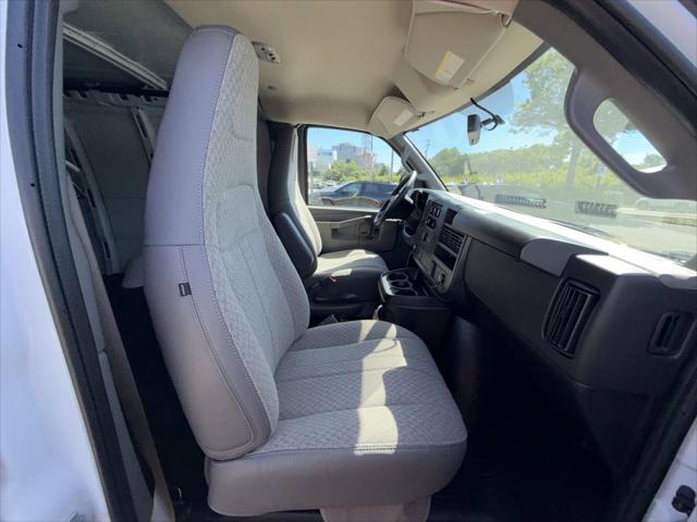 2026 GMC Savana Cargo 3500 Extended Wheelbase, Work Van, RWD