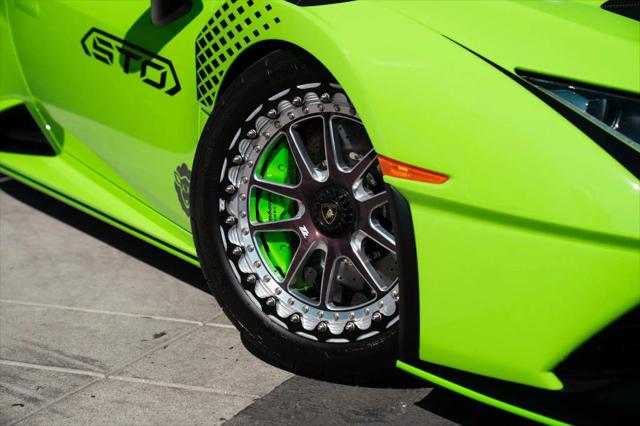 2022 Lamborghini Huracan Coupe
