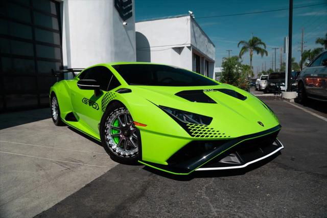 2022 Lamborghini Huracan Coupe