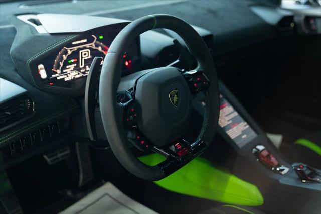 2022 Lamborghini Huracan Coupe