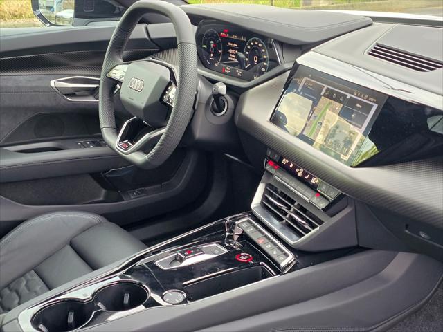 2026 Audi e-tron GT Premium Plus quattro
