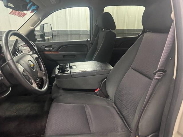 2013 Chevrolet Suburban LS