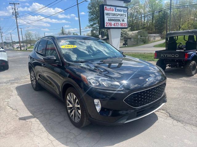 2022 Ford Escape Titanium Hybrid