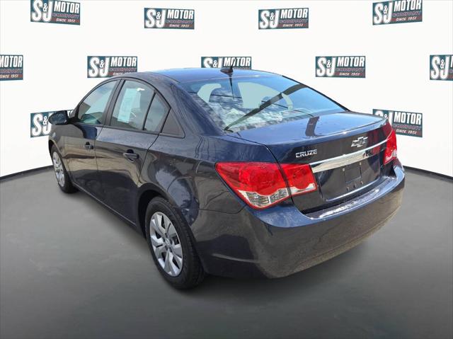 2014 Chevrolet Cruze LS Auto