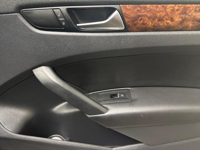 2013 Volkswagen Passat 2.5L SEL