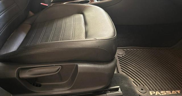 2013 Volkswagen Passat 2.5L SEL