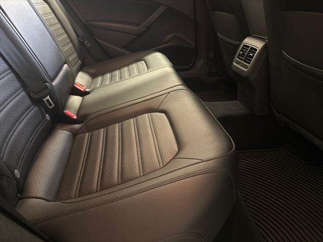 2013 Volkswagen Passat 2.5L SEL