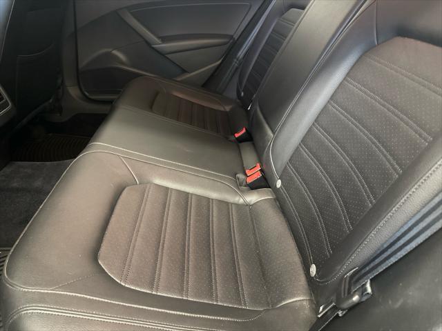 2013 Volkswagen Passat 2.5L SEL