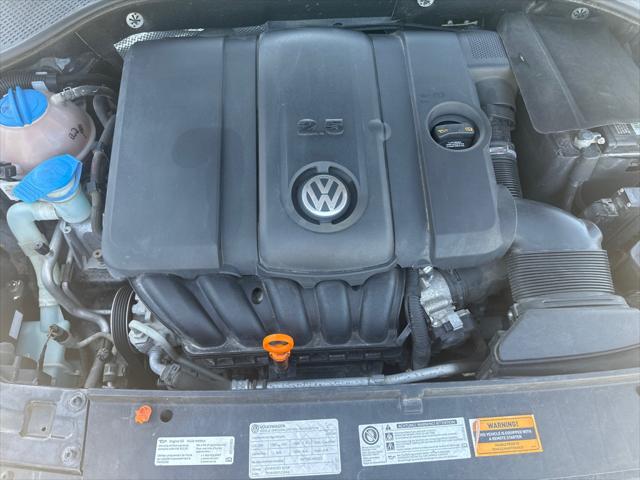 2013 Volkswagen Passat 2.5L SEL