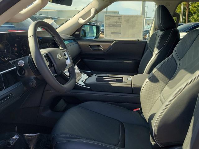 2026 INFINITI QX80 LUXE