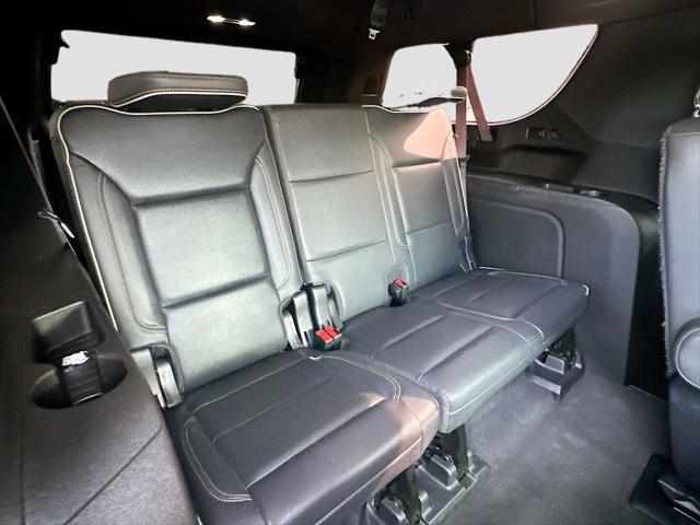 2022 Chevrolet Suburban 2WD Premier