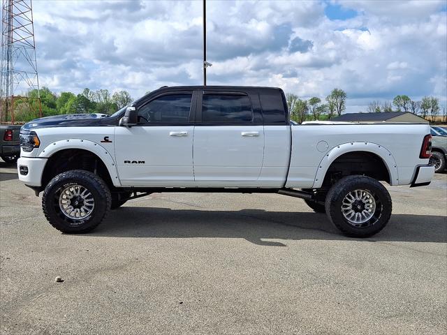 2024 Ram 3500 Limited Mega Cab 4x4 6'4" Box