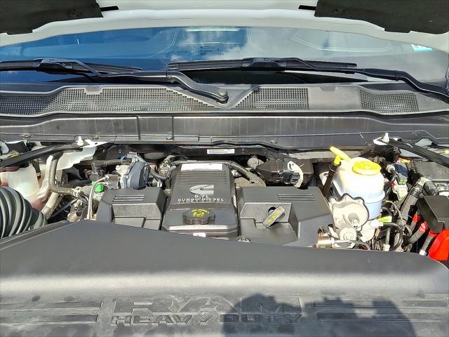 2024 Ram 3500 Limited Mega Cab 4x4 6'4" Box