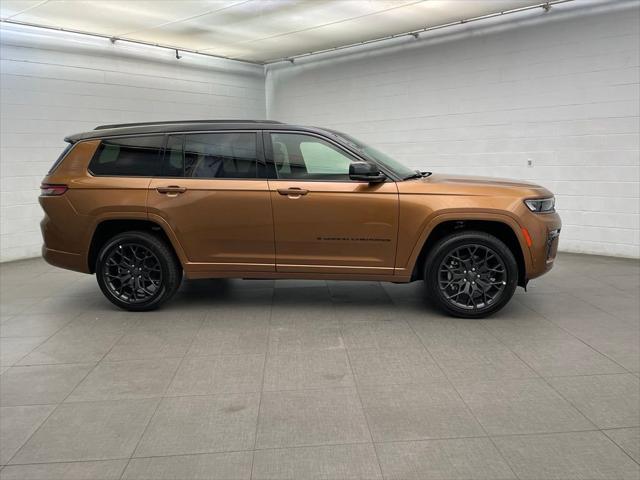 2026 Jeep Grand Cherokee GRAND CHEROKEE L SUMMIT 4X4