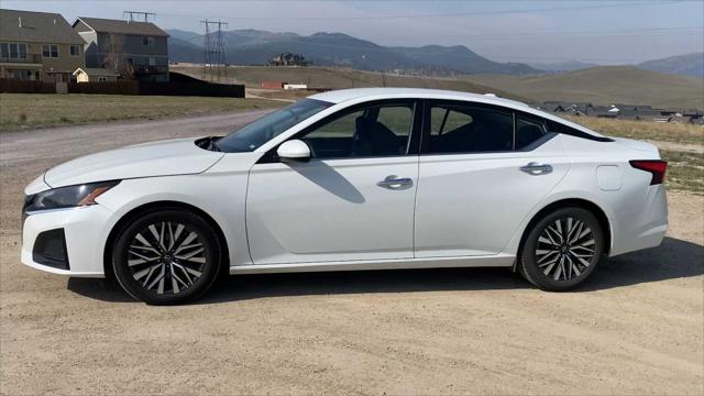 2023 Nissan Altima SV FWD