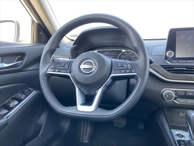 2023 Nissan Altima SV FWD