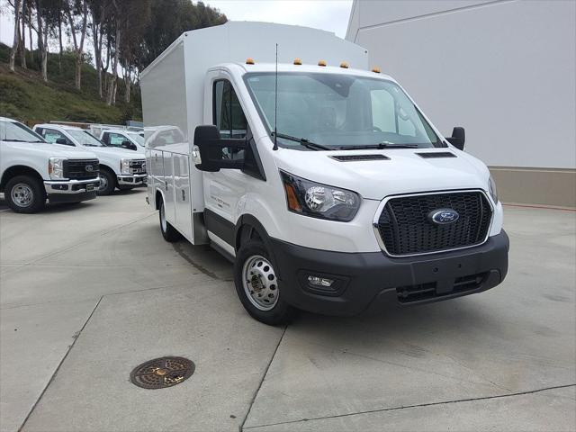 2025 Ford Transit Chassis Base