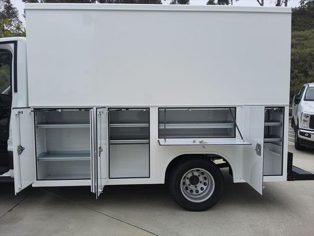 2025 Ford Transit Chassis Base