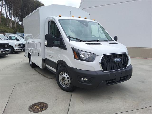 2025 Ford Transit Chassis Base