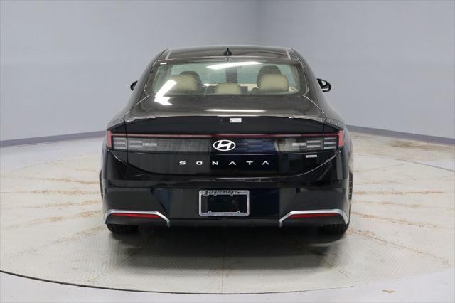 2025 Hyundai Sonata Hybrid Limited