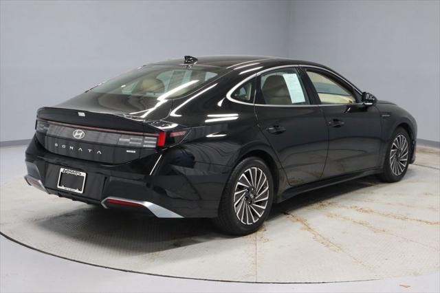 2025 Hyundai Sonata Hybrid Limited