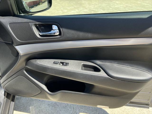 2012 INFINITI G25 x AWD 4dr Sedan