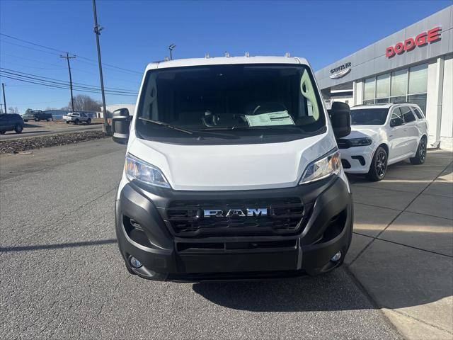 2026 RAM ProMaster 2500 RAM PROMASTER 2500 TRADESMAN CARGO VAN LOW ROOF 136 WB