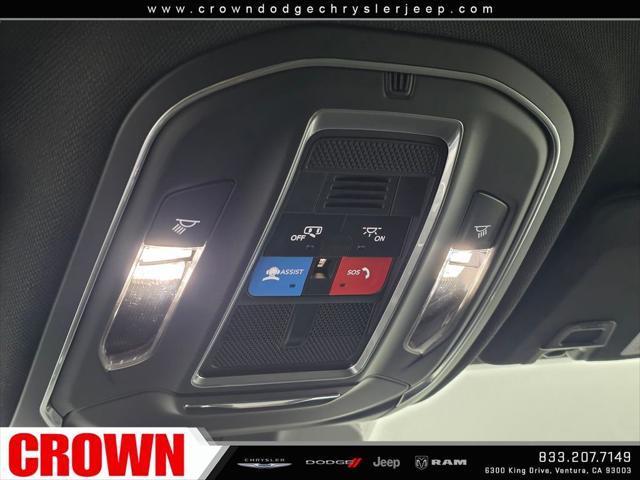 2026 Jeep Grand Cherokee Laredo 4x4