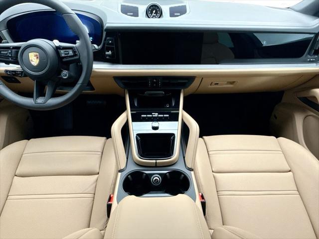 2026 Porsche Cayenne Unknown