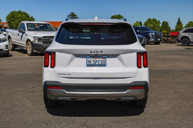2024 Kia Sorento S