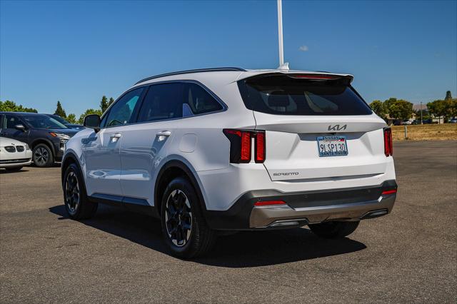 2024 Kia Sorento S
